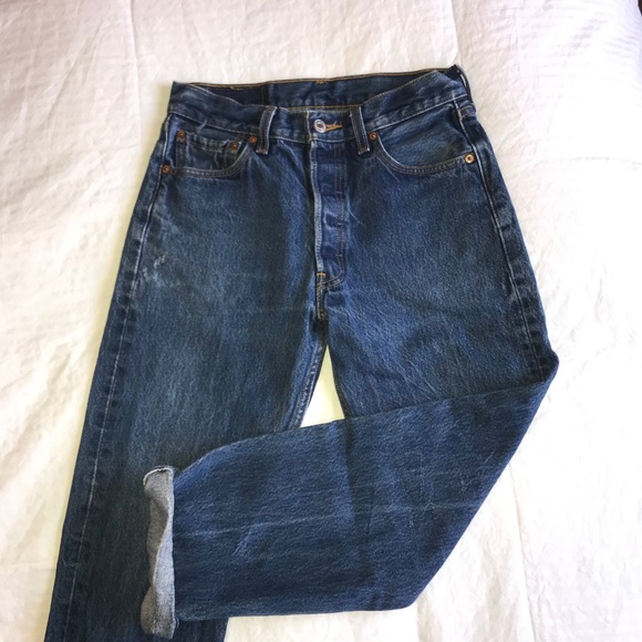 Vintage Levi’s 501 Classic Straight Fit - Picture 3 of 6